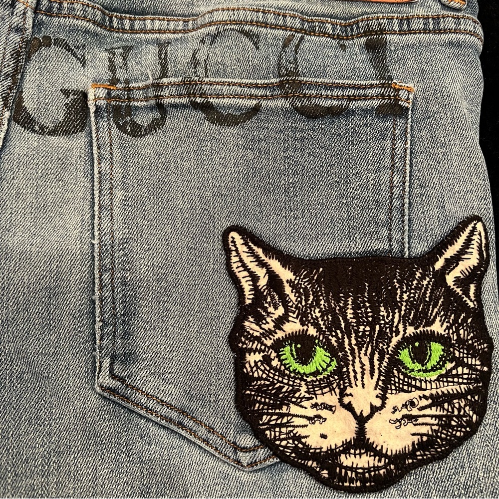 Vintage Gucci Embroidered Black Cat Denim Blue Jeans Faded Size 35 Inch Waist